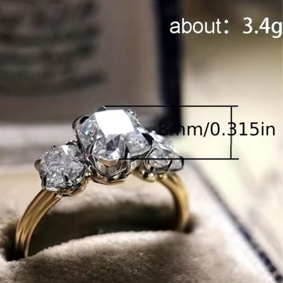 Shiny Beautiful Cubic Zirconia Diamond Ring Size 7 - Picture 2 of 3